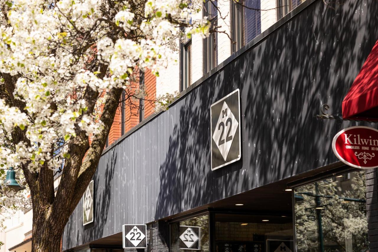 Sweet Tart Spot - Cozy Tc Condo - Pet Friendly トラバーズ・シティ エクステリア 写真
